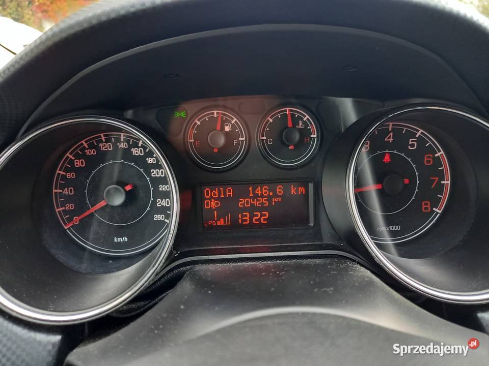 FIAT BRAVO 14 90 2012 Benzyna GAZ Bravo Tarnów sprzedam