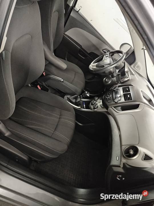 Aveo 16 benzyna Klima grzane fotele sprzedam
