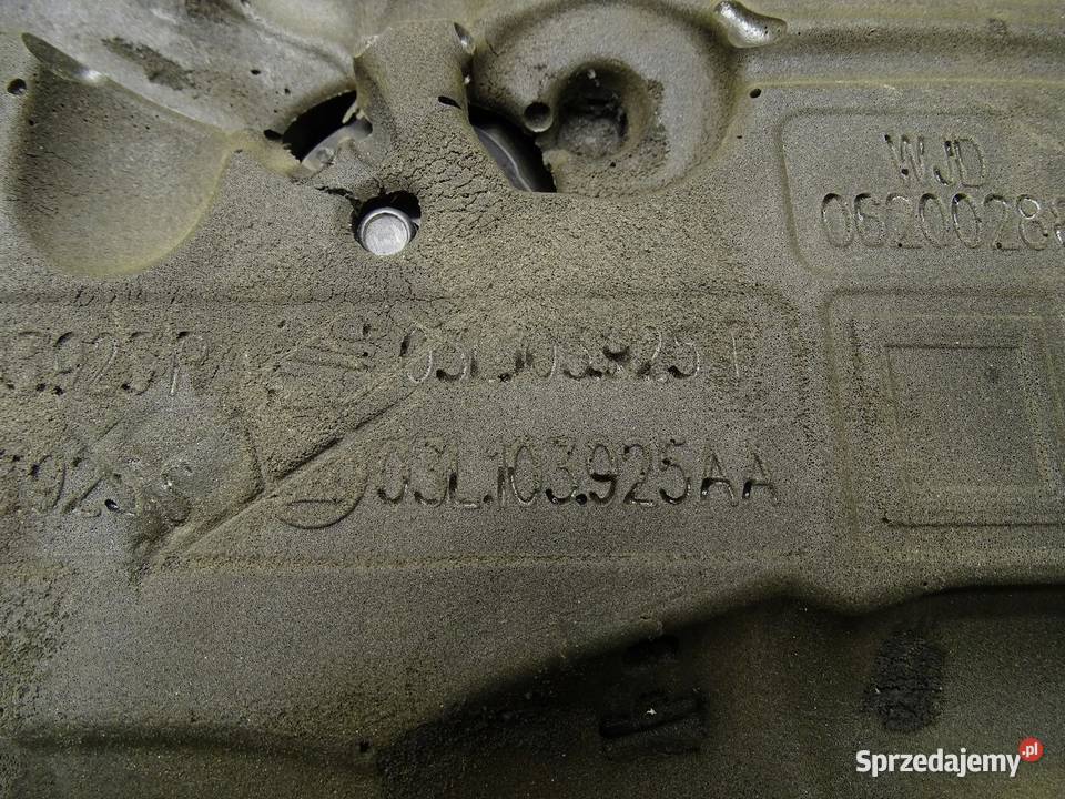 OSŁONA SILNIKA GÓRNA 03L103925P 20 TDI AUDI A4 osobowe
