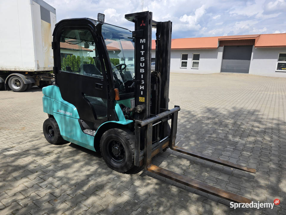 Wózek widłowy MITSUBISHI FD25N 25 t 33 m diesel mazowieckie Klewki
