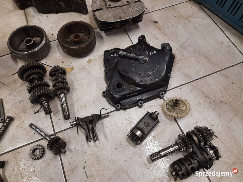 Honda Mtx 80 C silnik HD02E części cylinder Jelenia Góra