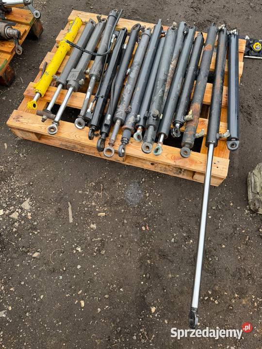 Siłownik hydrauliczny dwustronnego działania Części maszyn i innych pojazdów Antonie