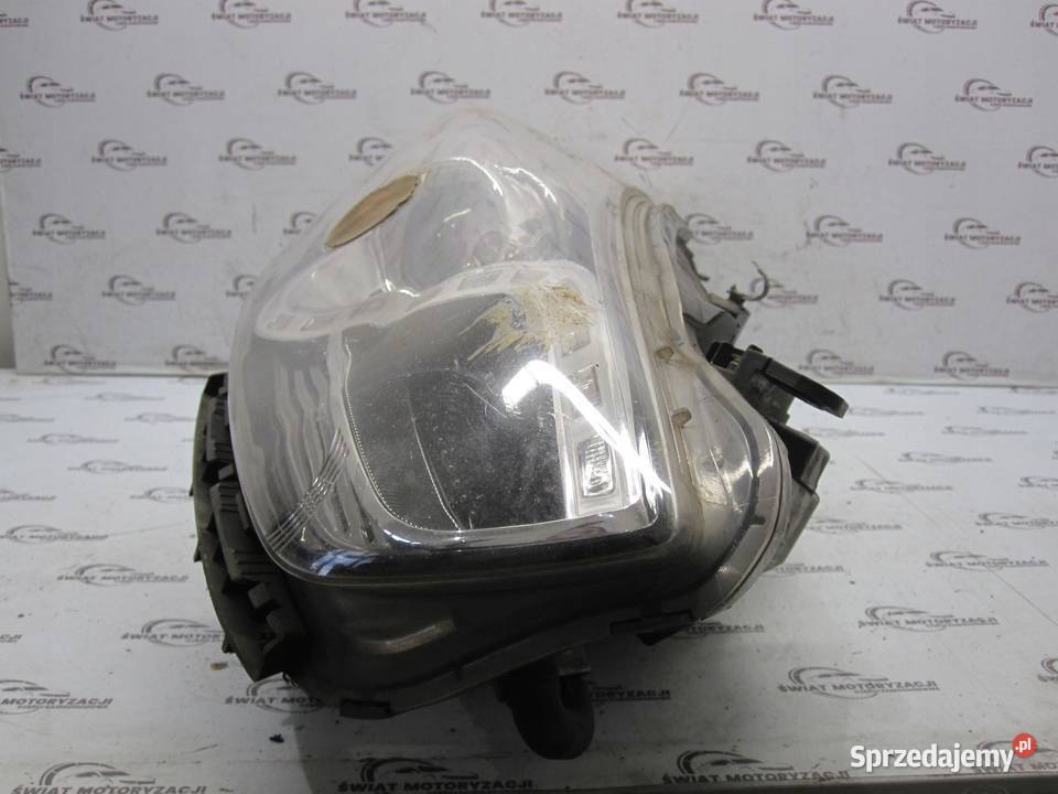 HYUNDAI i40 12r lampa prawa przód ANGLIK Lampy przednie