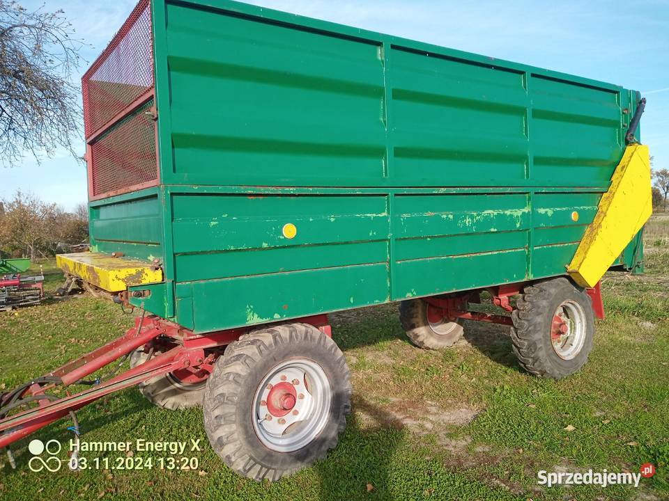 rozrzutnik 8 tonowy nieuszkodzony Brzeźnica