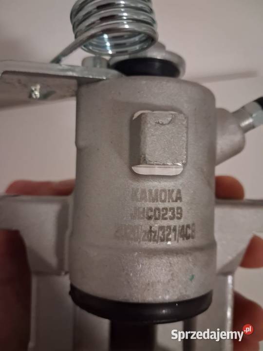 Nowy zacisk hamulcowy lewa strona tył VW Golf IV