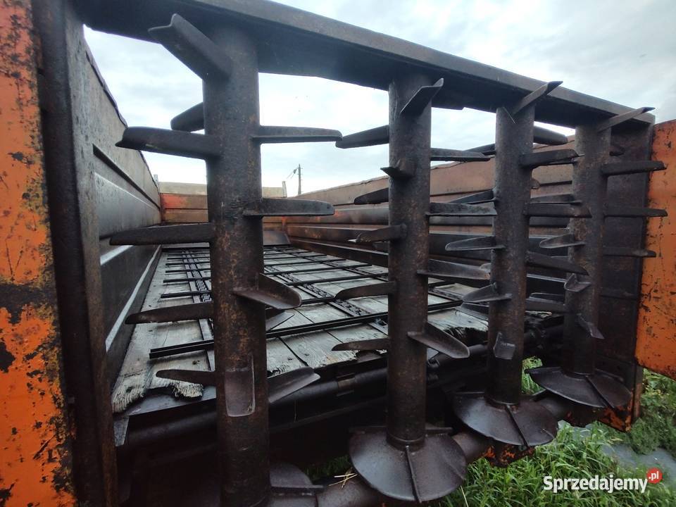 Pionowy adapter 8t rozrzutnik obornika ładny Błonie