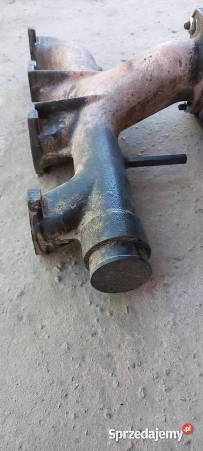 Kolektor boczny Ursus 385902912 z tłumikiem Pozostałe Zamość sprzedam