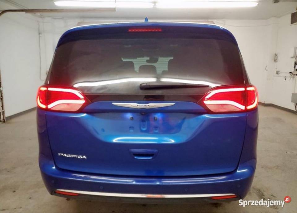 Chrysler Pacifica touring 2020 mazowieckie Kobyłka