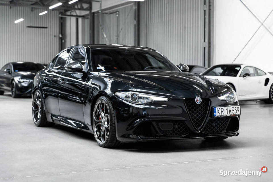 Alfa Romeo Giulia Quadrifoglio 29 V6 510 Węgrzce