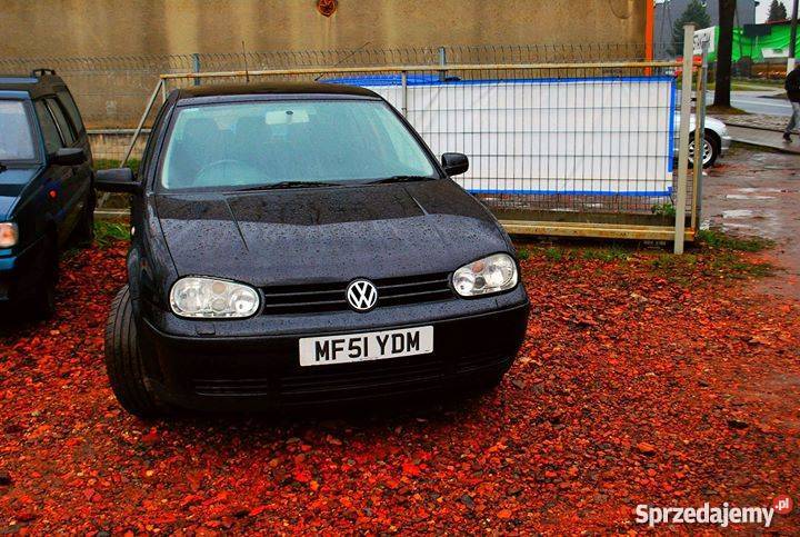 Błotnik przedni przód prawy LC9Z 2001 VW Golf 4 Pyskowice