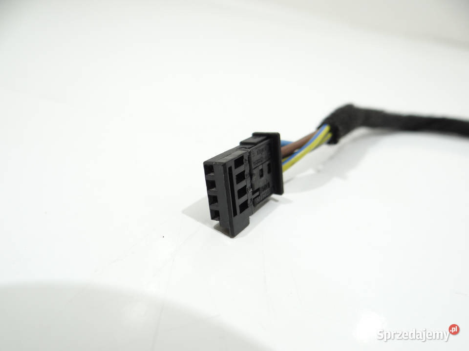 KOSTKA WTYCZKA LAMPY W KLAPĘ TYŁ BMW X3 E83 LCI lubelskie Strzyżewice