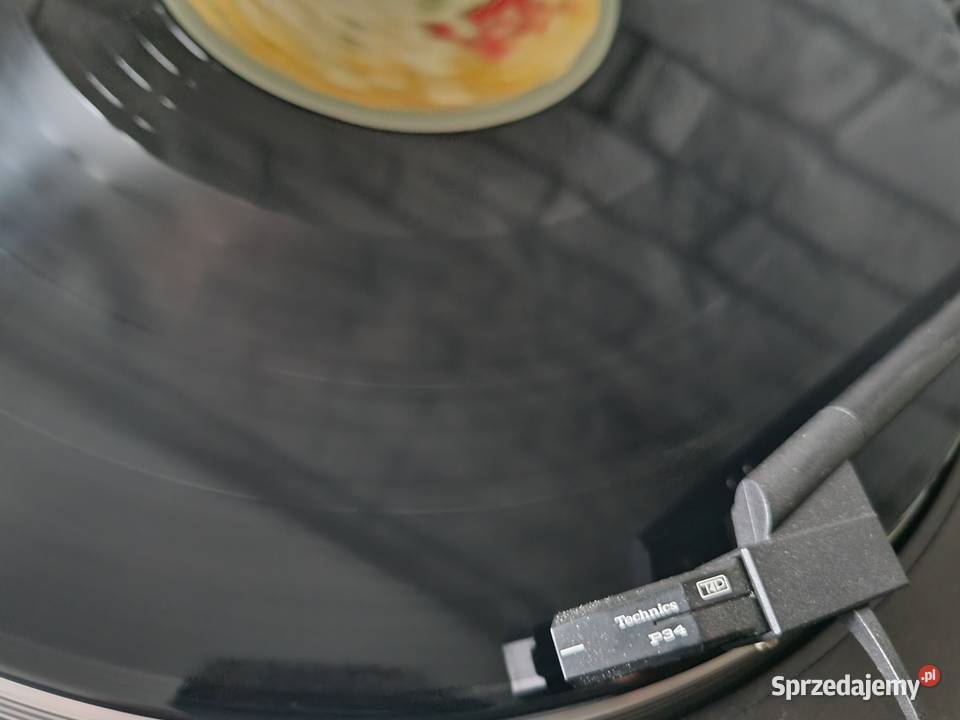 Gramofon Technics SLBD22D