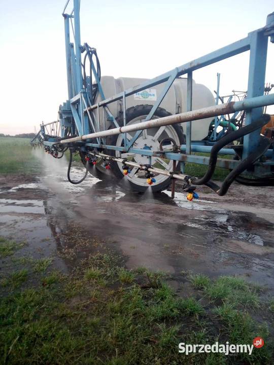Opryskiwacz polowy 2000 Litrow Tecnoma Zakrzewo