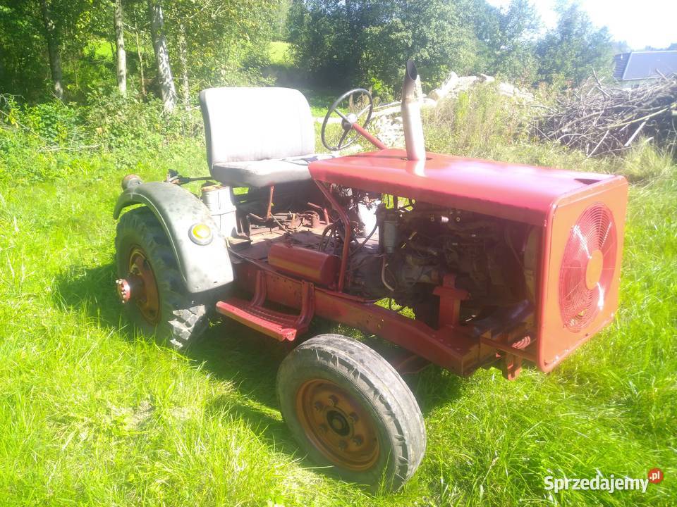 Traktor sam 27 td nissan 100 Tyczyn