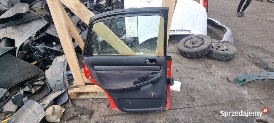 DRZWI LEWE TYŁ AUDI A4 B5 Pozostałe Lipno