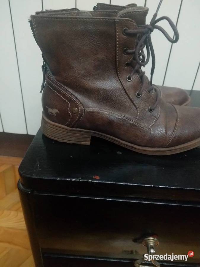 Buty mustanga Łuków