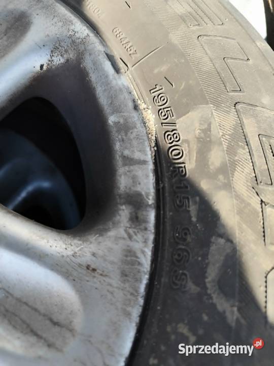 Opony i felgi BRIDGESTONE 19580R15 Land Rover 15cale Białystok