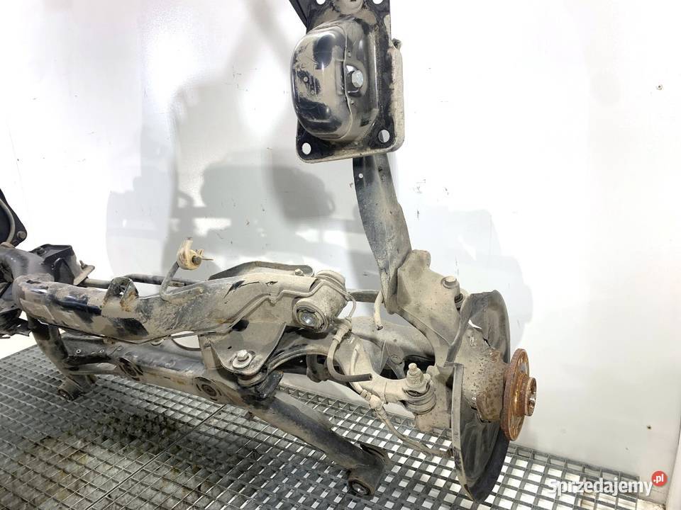 BELKA TYŁ VW ARTEON Hatchback 5Q0505235J TYLNA