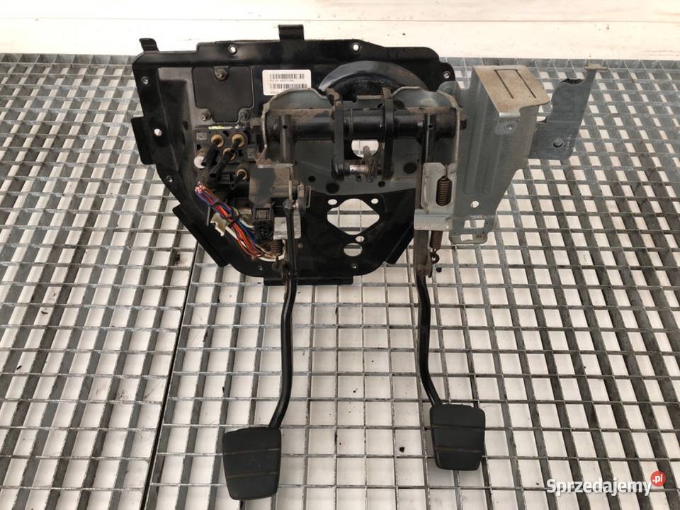 PEDAŁY SCANIA PGRT series 1435680 127 450 ciężarowe sprzedam