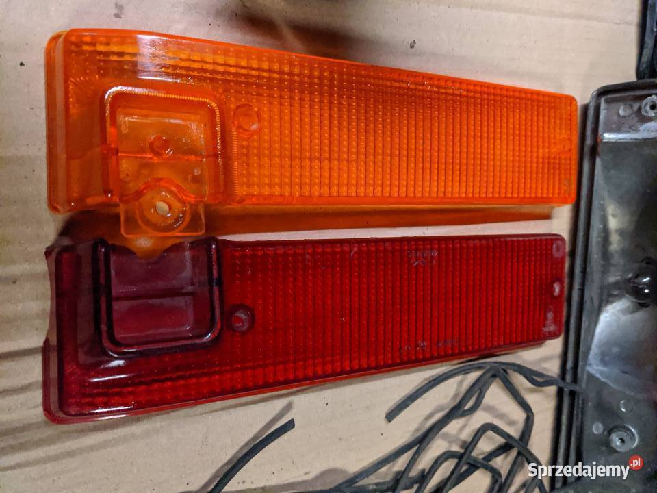Fiat 125p lampa tyl prawa klosze osobowe Stalowa Wola