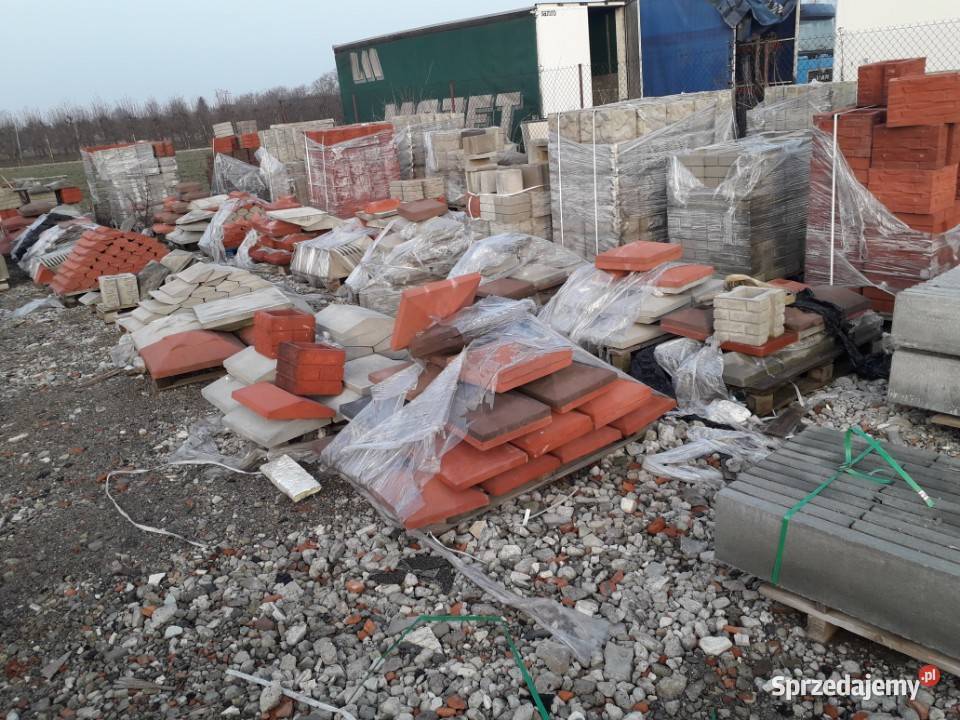 Pustaki daszki łączniki 5 podkarpackie Baranów Sandomierski