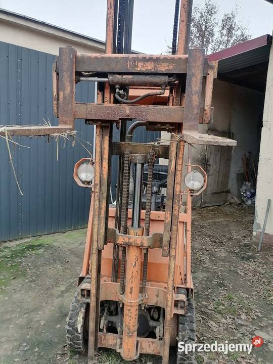 Wozek widłowy toyota Kijewo Królewskie