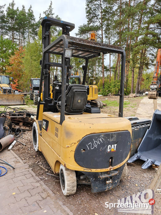 Wózek widłowy Caterpillar EP35KPAC uszkodzony elektryczny sprzedam
