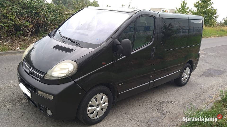 opel vivaro 2005r 19 6 osobowy Klimatyzacja Szczecin