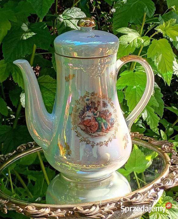 DZBANEK Z ANTYCZNĄ SCENKĄ Porcelana i szkło Pabianice