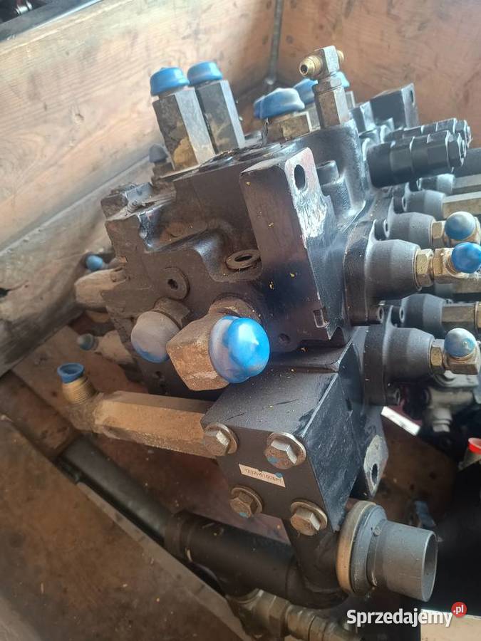 Zawór hydrauliczny blokowy KADV22YS10102 HOLLAND Układ hydrauliczny Staszów