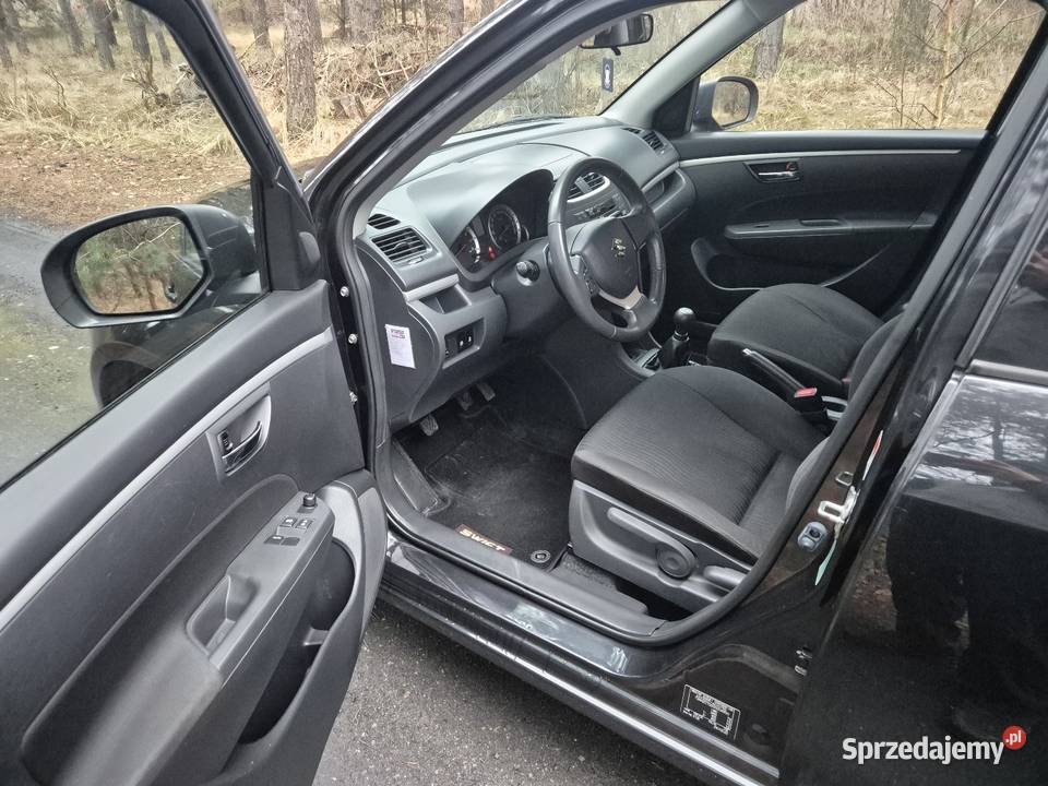 Suzuki Swift 12 benzyna 94 świetny stan manualna łódzkie Skierniewice