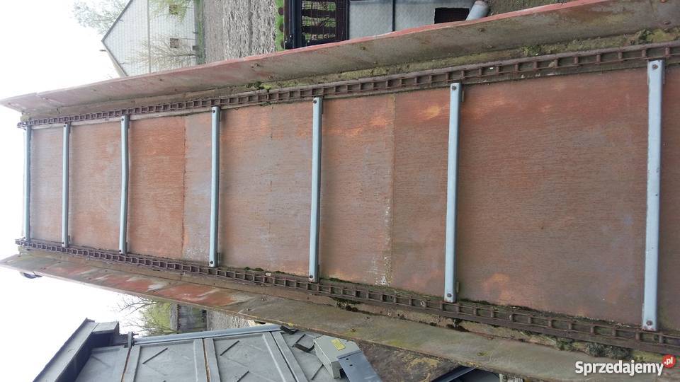 Zbieracz podajnik do liści buraków siana