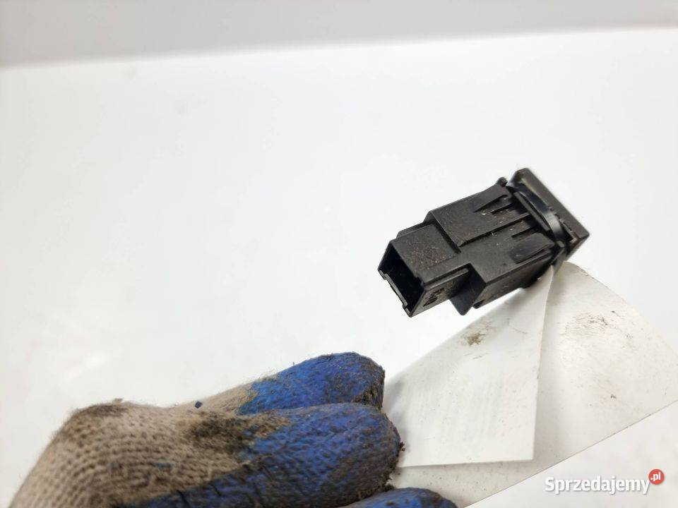 PRZYCISK IVECO DAILY 50C35 5801527940 Lipno