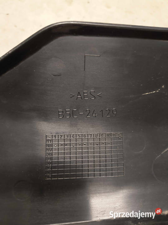 Owiewka pokrywa boczna wypełnienie B5C2412900 Kraków