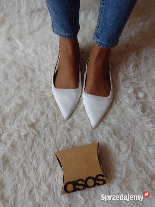 41 ASOS Design Białe Baleriny z odkrytą piętą z biały Kraków
