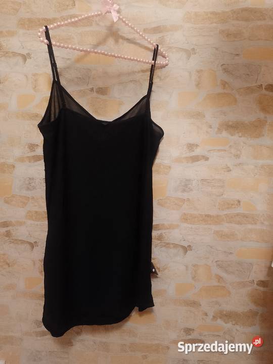 38M HM Czarna cienka halka z Londynu Halki i koszulki Kraków