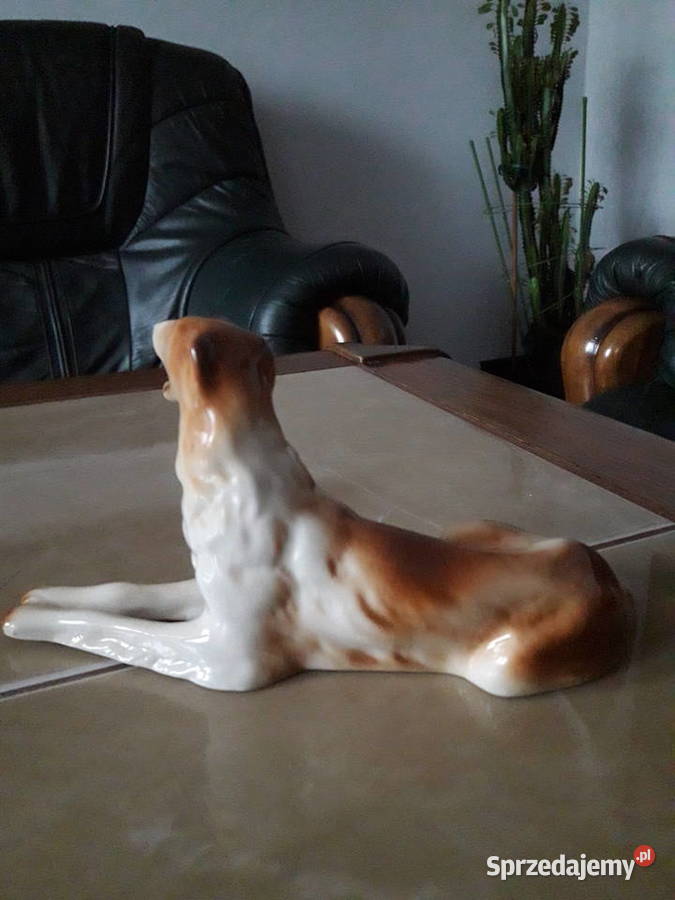 Royal Dux porcelanowy pies Chart Czechosłowacja Janów Lubelski