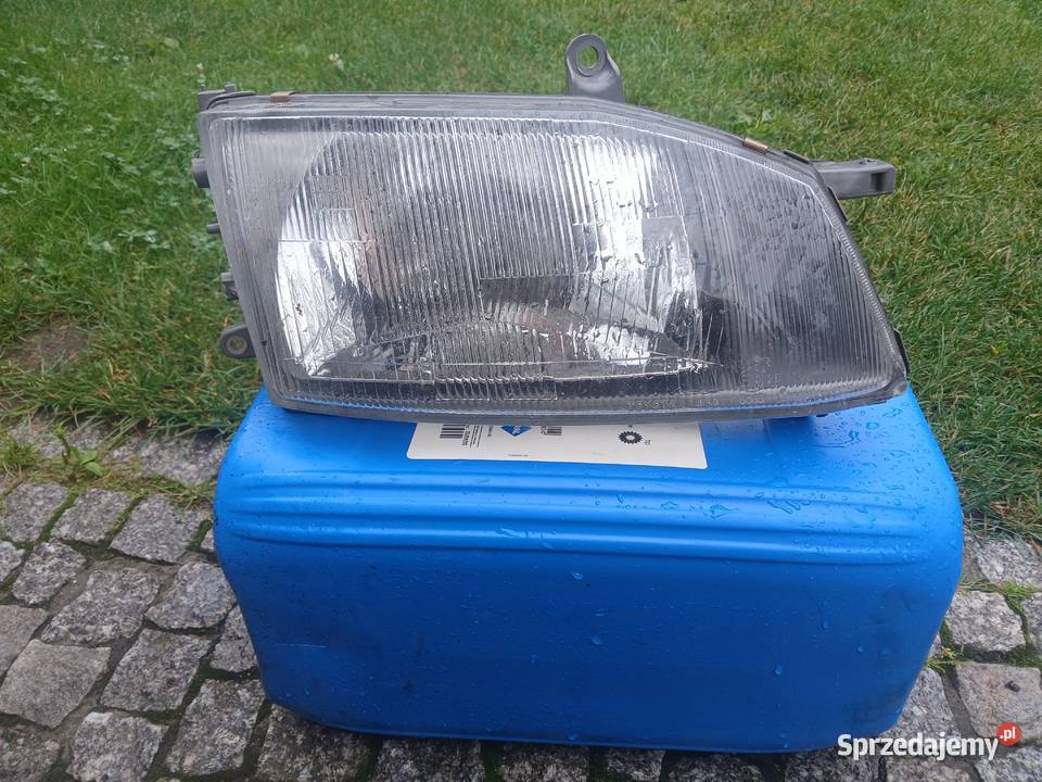 Lampa Toyota Hiace 9604 dostawcze Luboń