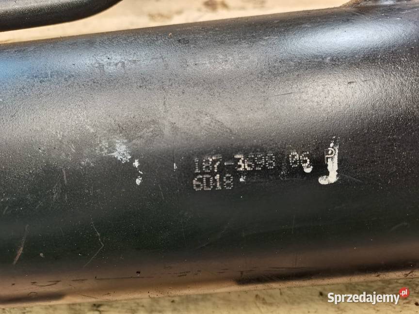 Cylinder hydrauliczny poziomowania łyżki CAT TH Wilkowo