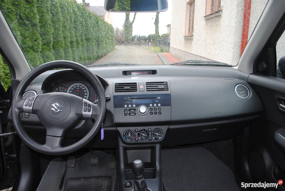 Suzuki Swift 13 benzyna 2005 r sprowadzony sprzedam