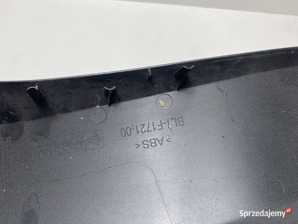 YAMAHA X XMAX 1823 PRAWY DEKOR LISTWA BOCZEK