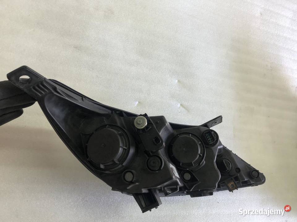 LAMPA LEWY PRZÓD 921013U270 KIA SPORTAGE III ANG