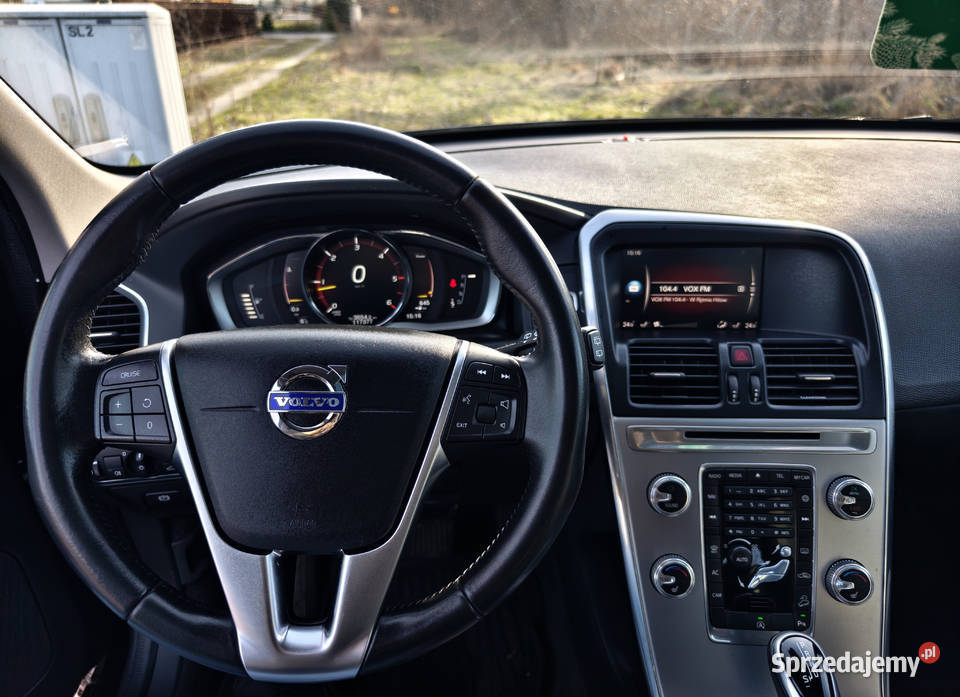 Volvo XC 60 Volvo XC 60 D4 AWD Salon Polska nieuszkodzony Kampinos