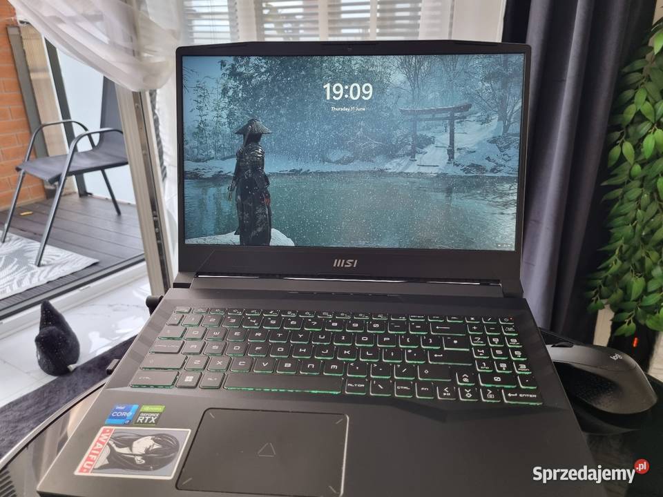 Laptop MSI 156 2K 165Hz RTX 3060 i7 12700H 32GB Liczba rdzeni 6 sprzedam