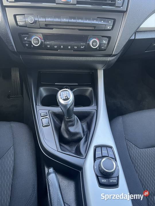 Piękne BMW seria 1 114i Nowy rozrzd podgrzewane fotele