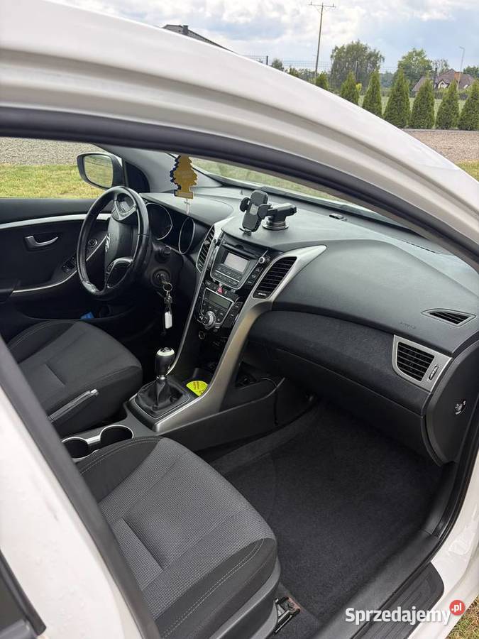 Hyundai i 30 16 Crdi 2013 r Strzyżewice sprzedam