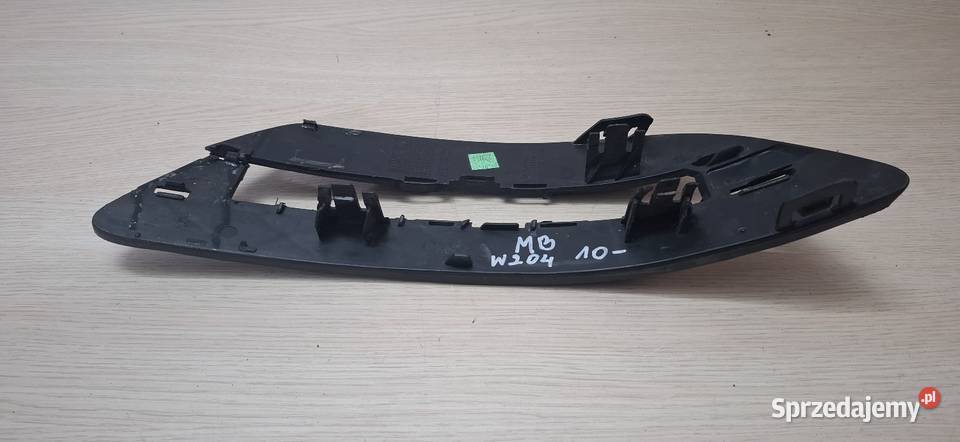 Zaslepka Zderzaka Przedniego Mercedes W204 osobowe Sandomierz