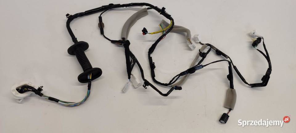 SUZUKI SWIFT MK9 WIĄZKA DRZWI PRZÓD 3675769T40 dolnośląskie