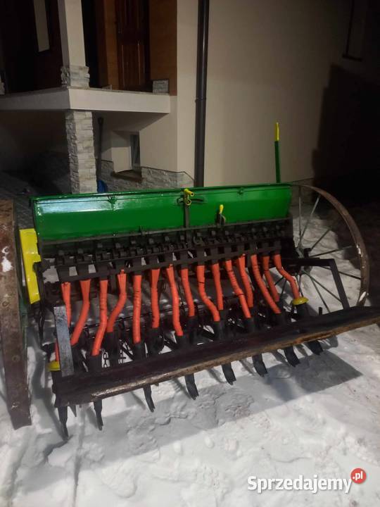 Siewnik 1517 lejowy Zarszyn