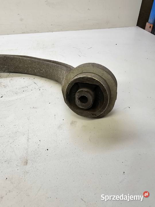 WAHACZ LEWY PRZÓD AUDI A4 B8 A5 Q5 A6 8K0407695G Przystajń